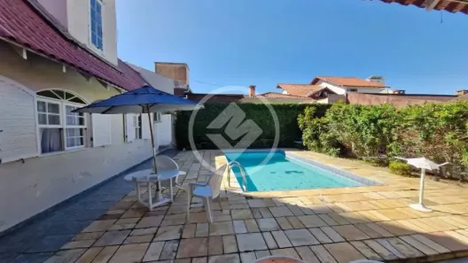 Casa com 3 Quartos à venda, 259m² no Córrego Grande, Florianópolis
