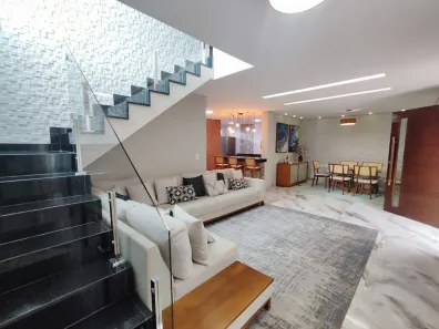 Casa com 4 Quartos à venda, 195m² no Califórnia, Belo Horizonte