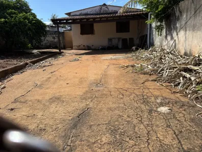 Lote/Terreno à venda, 303m² no Tibery, Uberlândia