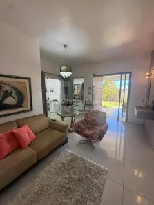 Casa com 4 Quartos à venda, 240m² no São João, Teresina