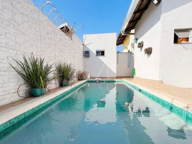 Casa com 3 Quartos à venda, 140m² no Jardim Atlântico, Goiânia