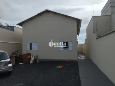 Apartamento com 1 Quarto para alugar, 40m² no Jardim Inconfidência, Uberlândia