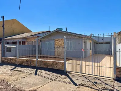 Sobrado com 3 Quartos à venda, 130m² no Rio Branco, Canoas