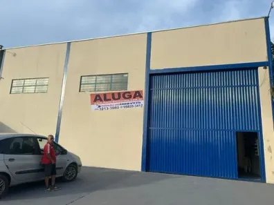 Galpão/Depósito/Armazém para alugar, 447m² no Parque Primavera, Aparecida de Goiânia