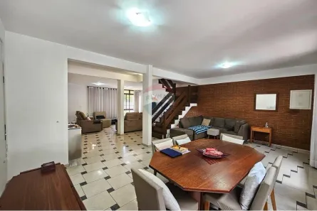 Sobrado com 4 Quartos à venda, 249m² no Parque Jabaquara, São Paulo