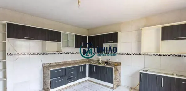 Casa de Condomínio com 4 Quartos à venda, 600m² no São Francisco, Niterói