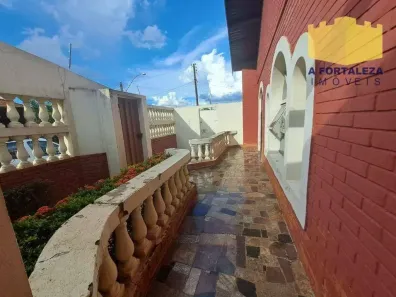 Casa com 3 Quartos à venda, 206m² no Vila Santa Catarina, Americana