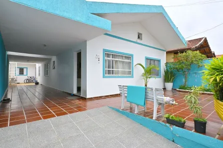 Casa com 3 Quartos à venda, 169m² no Bal Tres Marias, Peruíbe