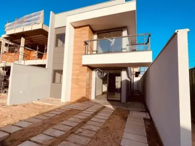Sobrado com 4 Quartos à venda, 131m² no Pires Façanha, Eusébio