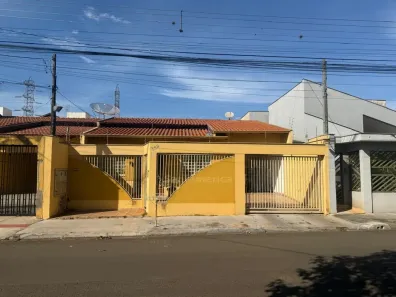 Casa com 3 Quartos à venda, 148m² no Jardim Oriente, Londrina
