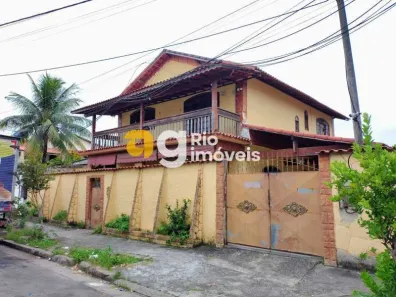 Casa com 3 Quartos à venda, 365m² no Bangu, Rio de Janeiro