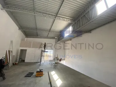 Galpão/Depósito/Armazém para alugar, 300m² no Vila Jundiaí, Mogi das Cruzes