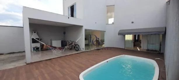 Sobrado com 3 Quartos para alugar, 160m² no Jardim Oásis, Taubaté