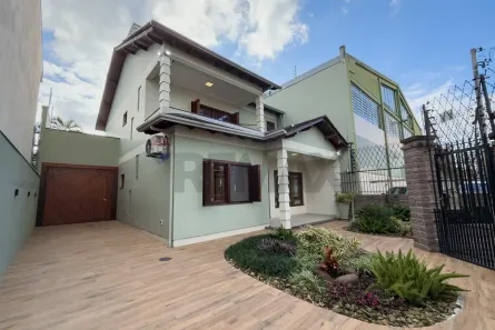 Casa com 3 Quartos à venda, 300m² no Anchieta, Porto Alegre