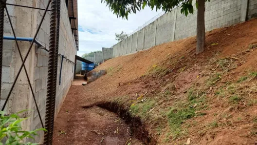 Ponto Comercial para alugar, 1700m² no Parque Industrial Aparecida Vice-Presidente José de Alencar, Aparecida de Goiânia
