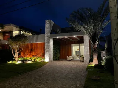 Casa de Condomínio com 4 Quartos à venda, 205m² no , Xangri-Lá