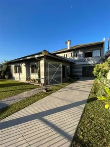 Casa com 3 Quartos à venda, 540m² no Kayser, Caxias do Sul