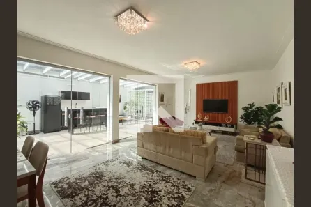 Casa com 3 Quartos à venda, 210m² no Planalto Paulista, São Paulo