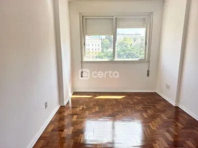 Apartamento com 2 Quartos para alugar, 60m² no Centro Histórico, Porto Alegre