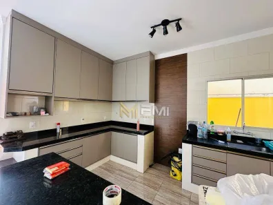 Casa de Condomínio com 3 Quartos para alugar, 140m² no Residencial Real Parque Sumaré, Sumaré