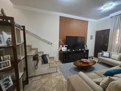 Sobrado com 8 Quartos à venda, 522m² no Santa Teresinha, São Paulo