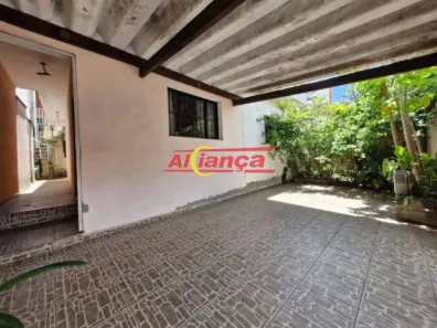 Casa com 2 Quartos para alugar, 180m² no Vila Miriam, Guarulhos