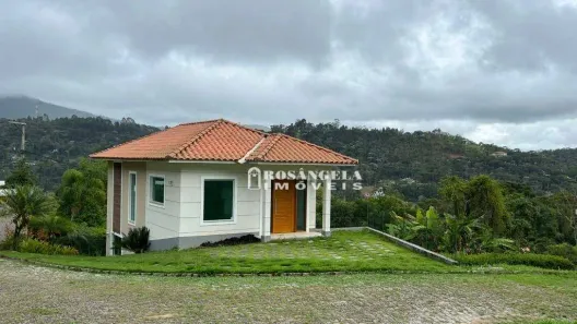 Casa de Condomínio com 2 Quartos à venda, 115m² no Parque do Imbui, Teresópolis