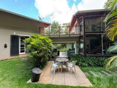 Casa de Condomínio com 4 Quartos à venda, 160m² no Itaipava, Petrópolis