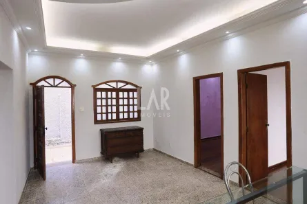 Casa com 2 Quartos para alugar, 475m² no Floresta, Belo Horizonte