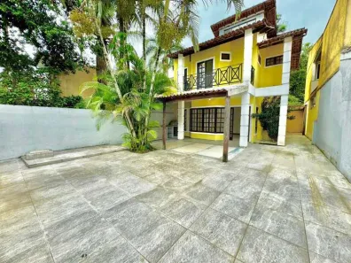 Casa de Condomínio com 4 Quartos à venda, 120m² no Vargem Grande, Rio de Janeiro
