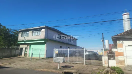 Galpão/Depósito/Armazém à venda, 450m² no São João, Porto Alegre