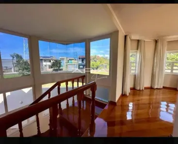 Casa com 4 Quartos para alugar, 374m² no Parque Residencial Alcântara, Londrina