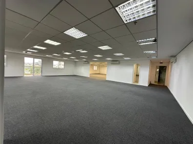 Sala Comercial para alugar, 292m² no Vila Hamburguesa, São Paulo