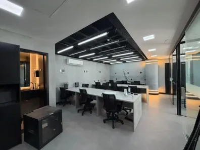 Sala Comercial com 3 Quartos para alugar, 70m² no Maurício de Nassau, Caruaru
