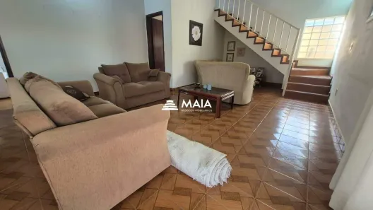 Casa com 3 Quartos à venda, 275m² no Jardim Espírito Santo, Uberaba