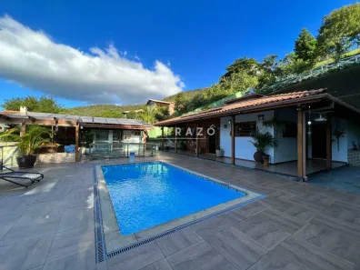 Casa com 2 Quartos à venda, 225m² no Albuquerque, Teresópolis