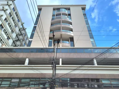 Apartamento com 2 Quartos para alugar, 100m² no Centro, Juiz de Fora
