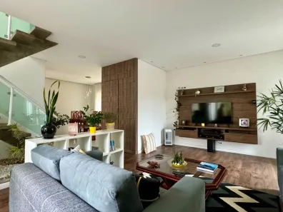 Sobrado com 4 Quartos à venda, 408m² no Vila Invernada, São Paulo