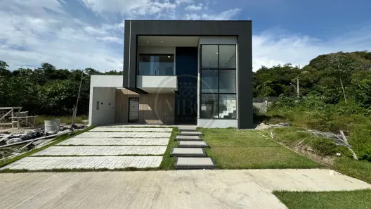 Casa de Condomínio com 4 Quartos à venda, 233m² no Ponta Negra, Manaus