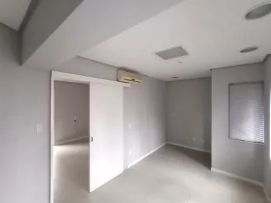Sala Comercial para alugar, 78m² no Boa Vista, Porto Alegre