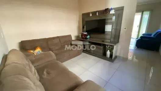 Casa com 3 Quartos à venda, 168m² no Taiaman, Uberlândia