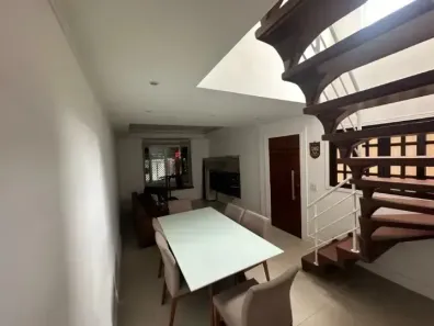 Sobrado com 4 Quartos à venda, 125m² no Bosque dos Eucaliptos, São José dos Campos
