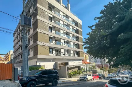 Apartamento com 2 Quartos para alugar, 73m² no Centro, Florianópolis