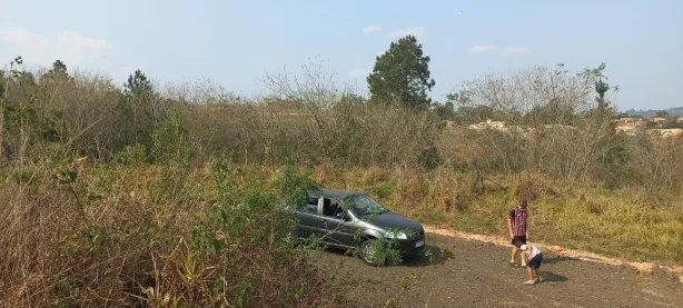 Lote/Terreno à venda, 301m² no Jardim Porangaba, Águas de São Pedro