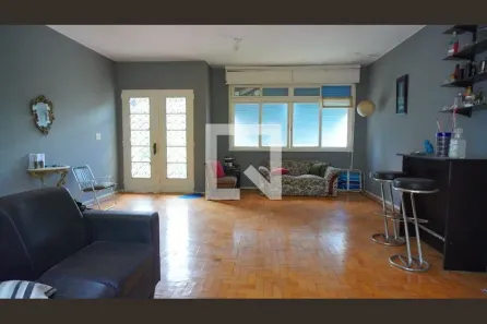 Casa com 3 Quartos à venda, 310m² no Medianeira, Porto Alegre