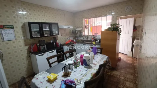 Casa com 3 Quartos à venda, 200m² no Vila Rosaria, São Paulo