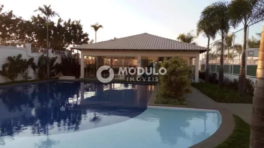 Apartamento com 2 Quartos para alugar, 57m² no Laranjeiras, Uberlândia