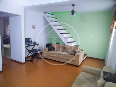 Sobrado com 3 Quartos à venda, 150m² no Recanto dos Sonhos, São Paulo