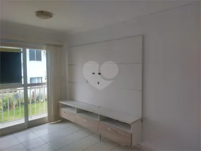 Apartamento com 3 Quartos à venda, 57m² no Tarumã, Manaus