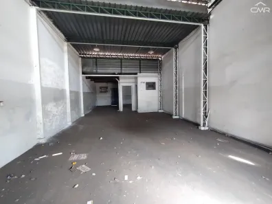 Galpão/Depósito/Armazém com 2 Quartos à venda, 145m² no Água Branca, Piracicaba